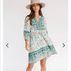 GABYVER boutique dress. Size medium. So flattering